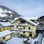 Haus Elise By We Rent, Summercard Included Apartment
