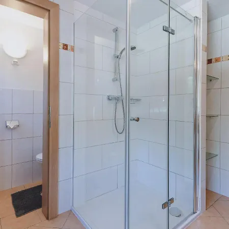 Haus Elise By We Rent, Summercard Included Apartment