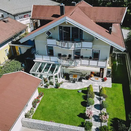 Haus Elise By We Rent, Summercard Included Apartment Zell am See
